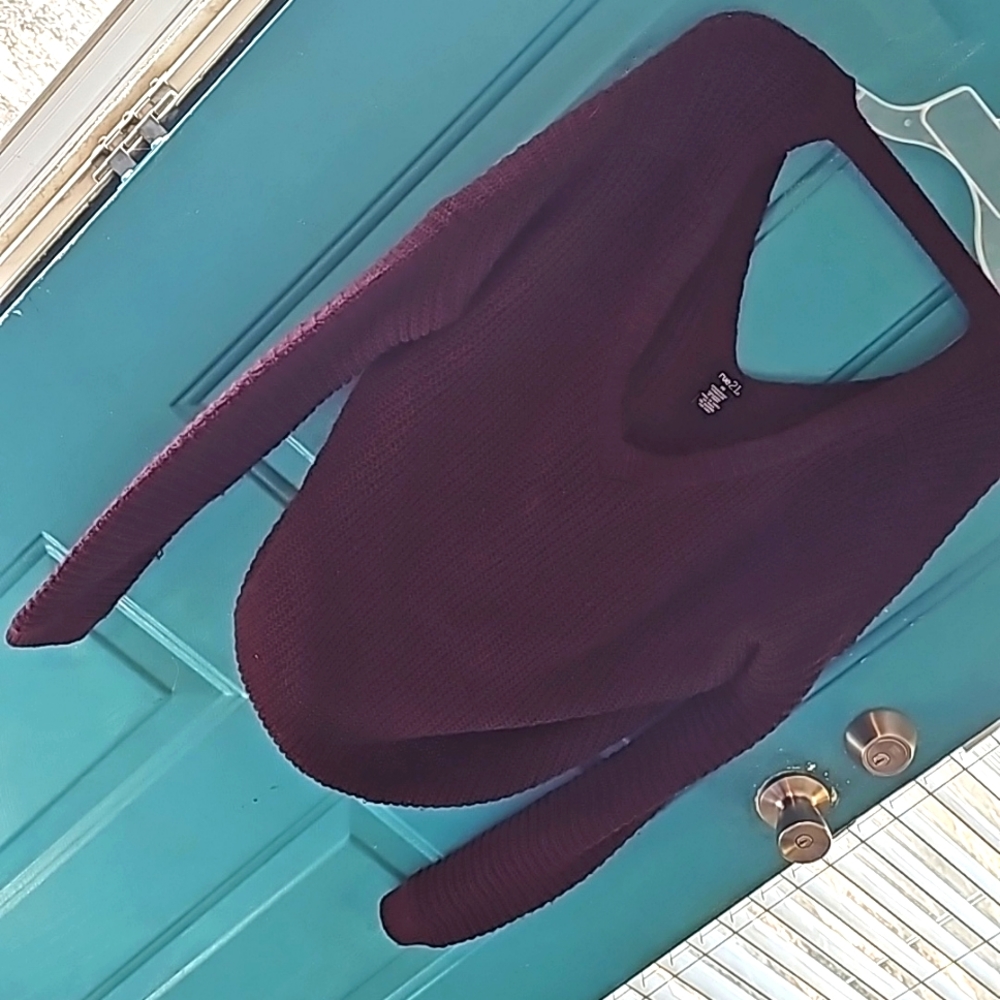 Women's sweater